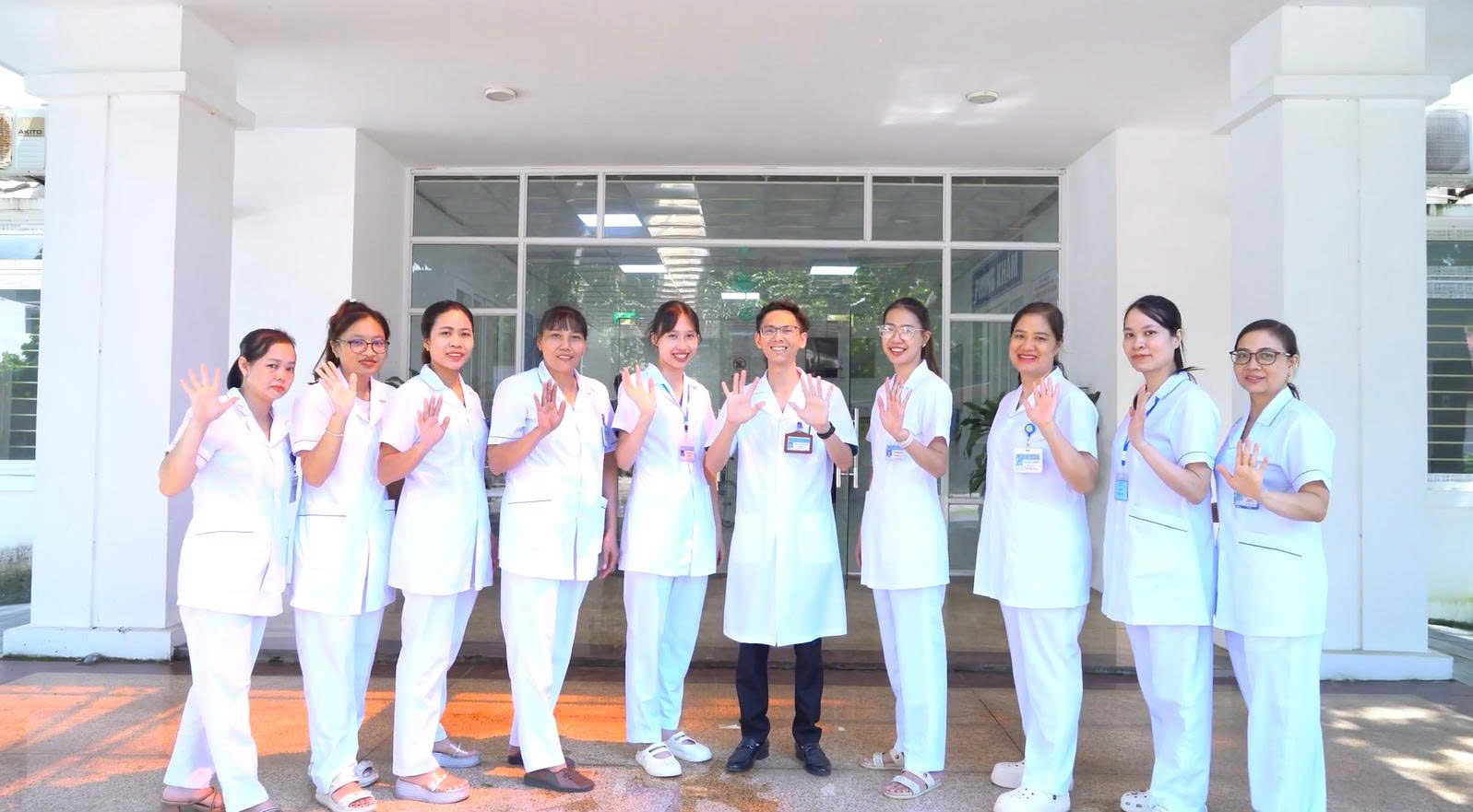 Chủ động phòng ngừa – Nâng cao ý thức – Đảm bảo an toàn lao động vì sức khỏe bản thân, đồng nghiệp và người bệnh an toan ve sinh lao dong 2